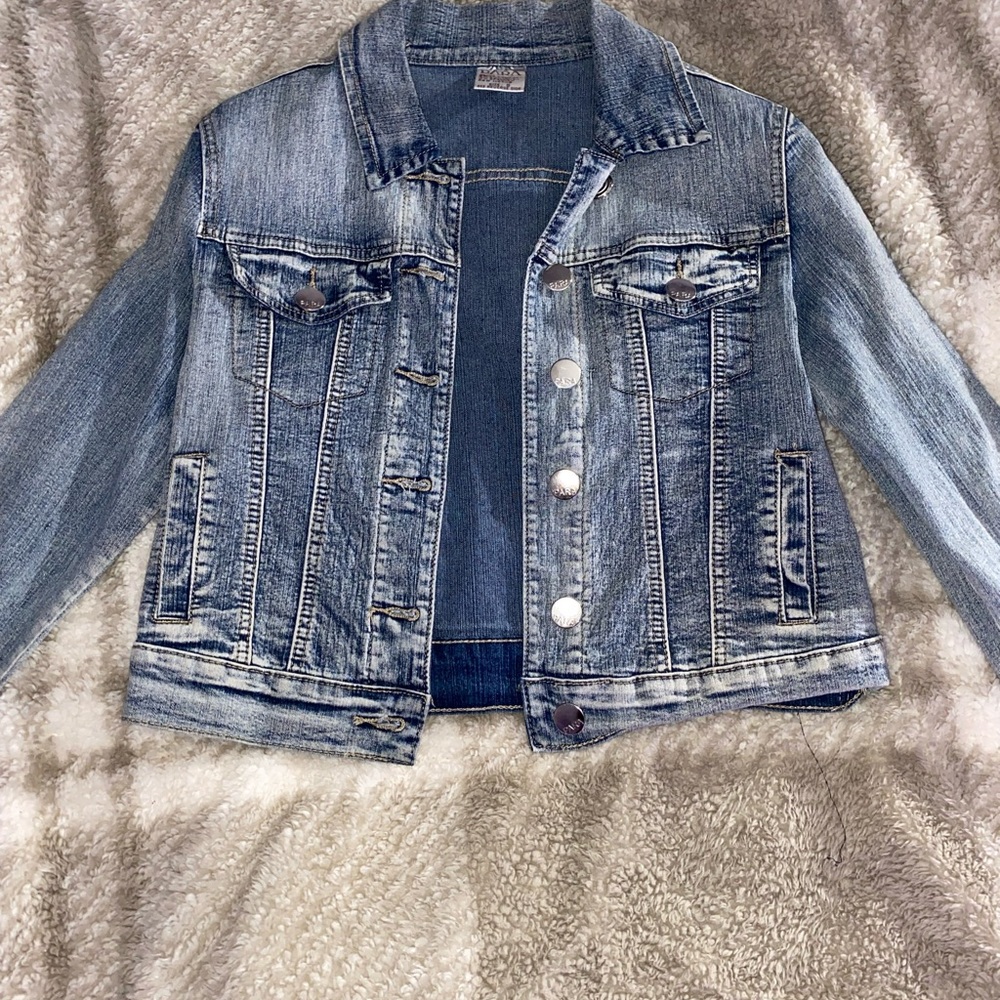 women’s jean jacket